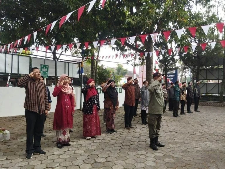 Perhutani KPH Kedu Utara Gelar Upacara HUT Ke-81 Kemerdekaan RI, Kobarkan Semangat Nasionalisme